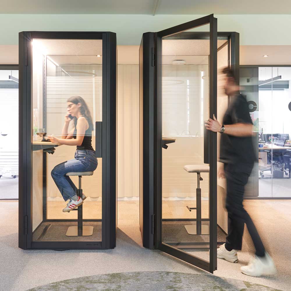 givaudan uffici phone booth